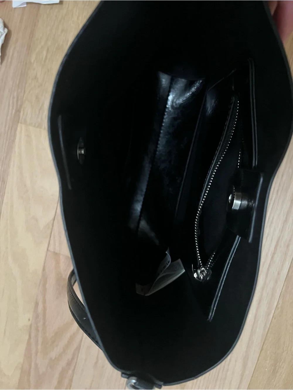 Zara sleek black